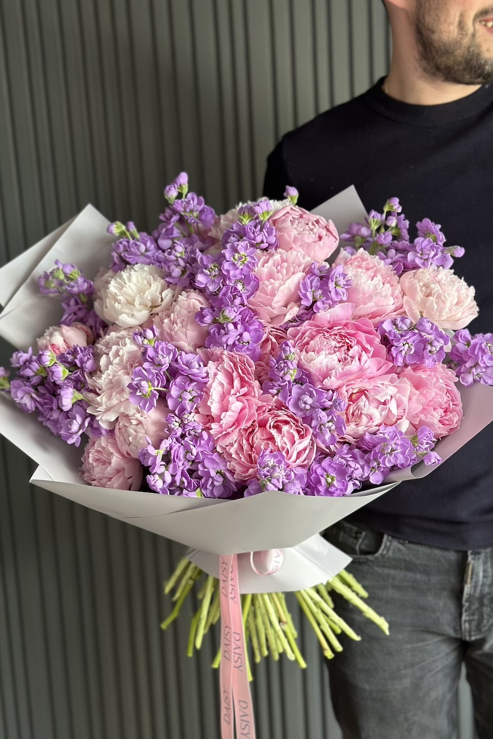 Daisy Duo Strauß "Päonie-Matthiola"