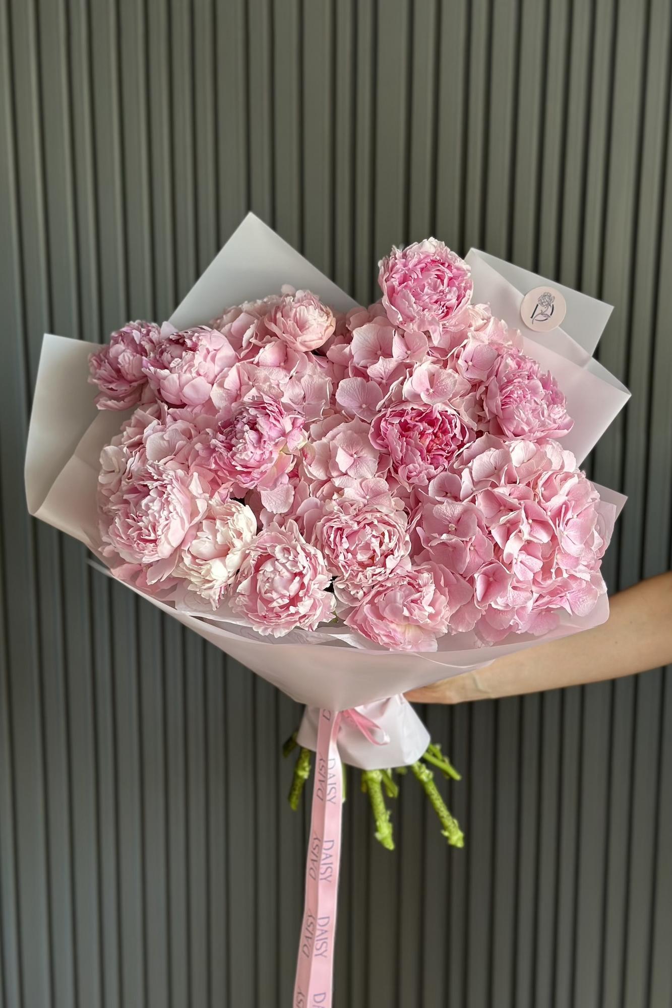 Daisy Duo Strauß "Hortensie-Pfingstrose"