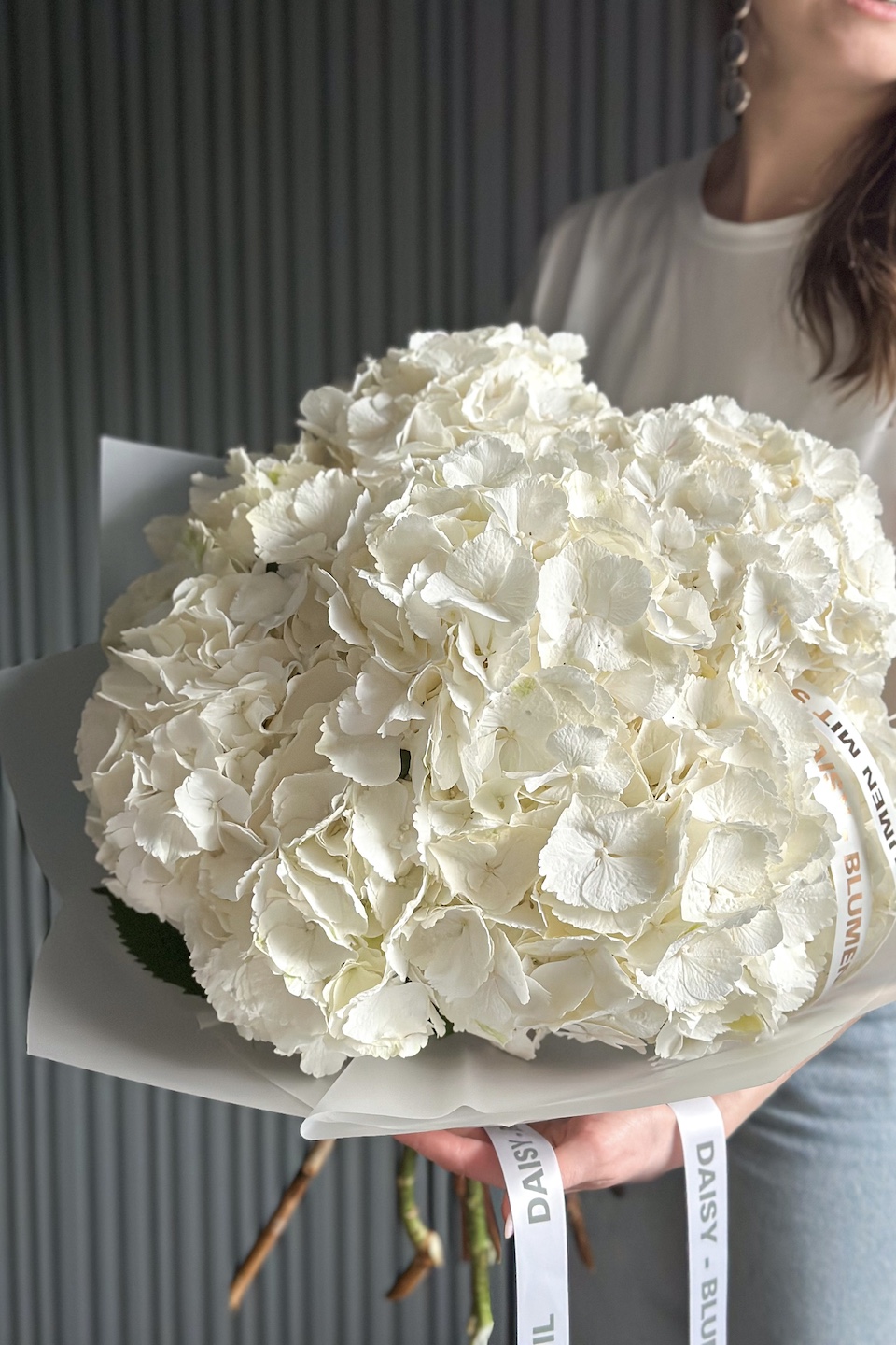 Daisy Mono Strauß "Hortensienwolke"