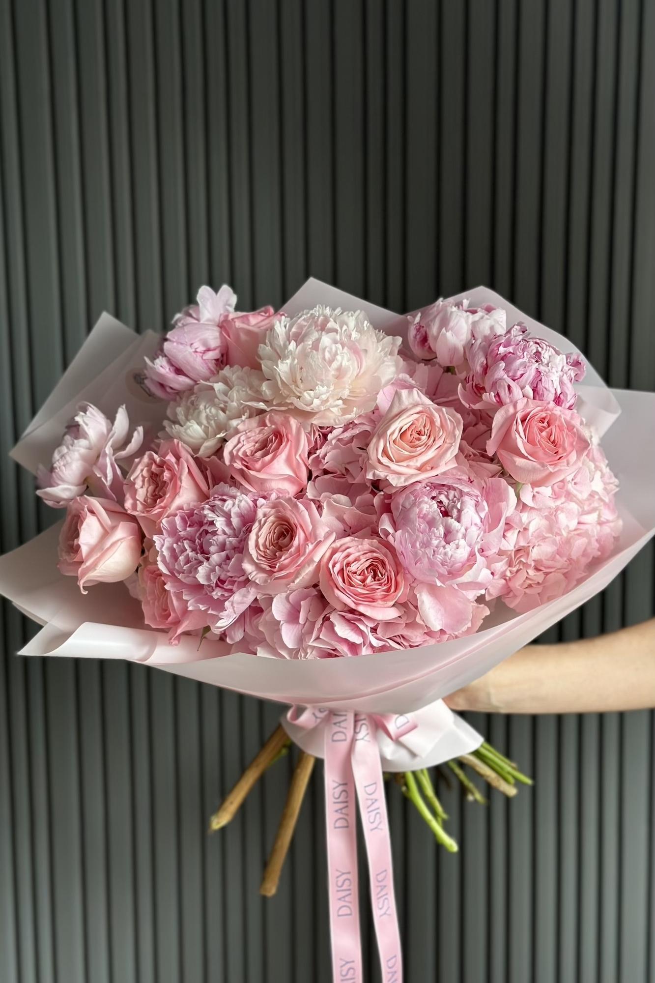 Daisy Special Strauß "Exclusive Trio Pink"