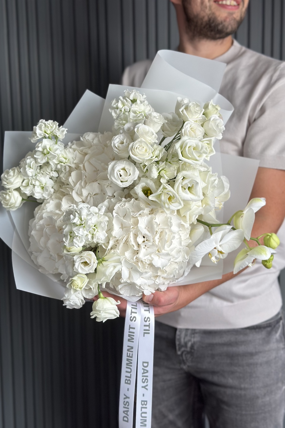 Daisy Special Strauß "In love with white"