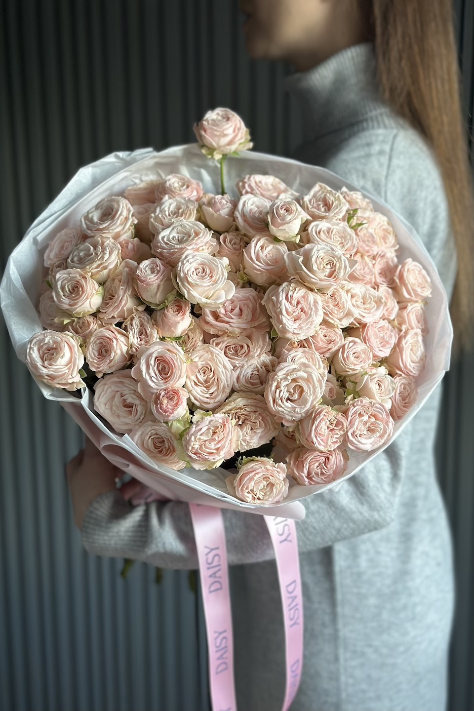 Daisy Mono Strauß "Puder"