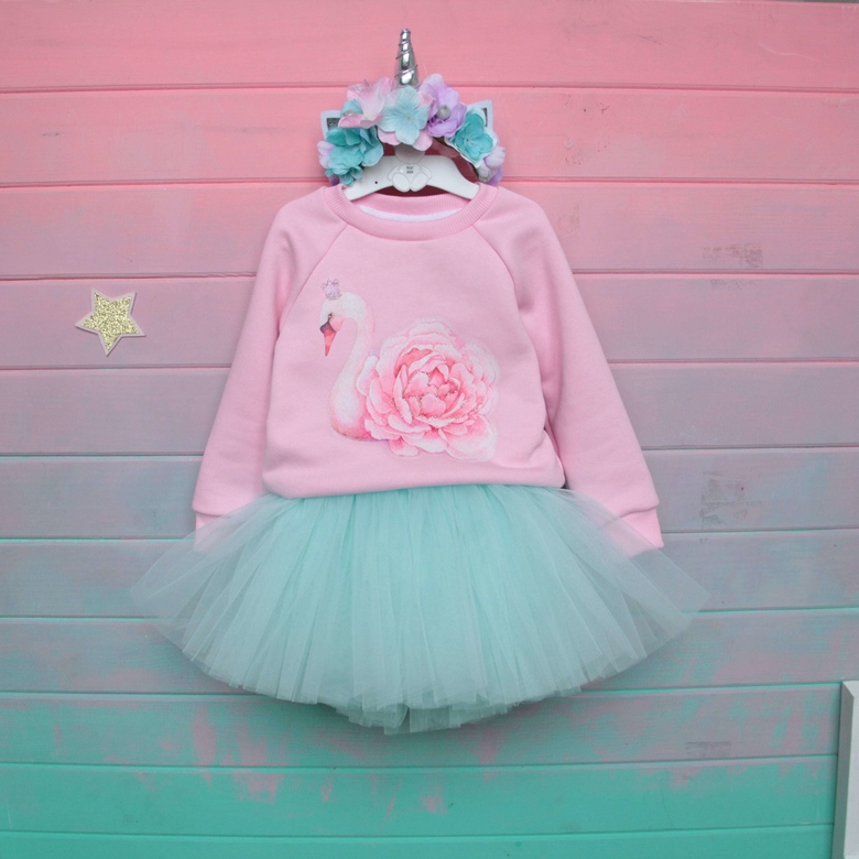 Cвитшот розовый с "Лебедем"