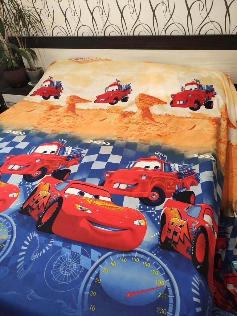 постельное белье Молния Маквин и Мэтр, спидометр