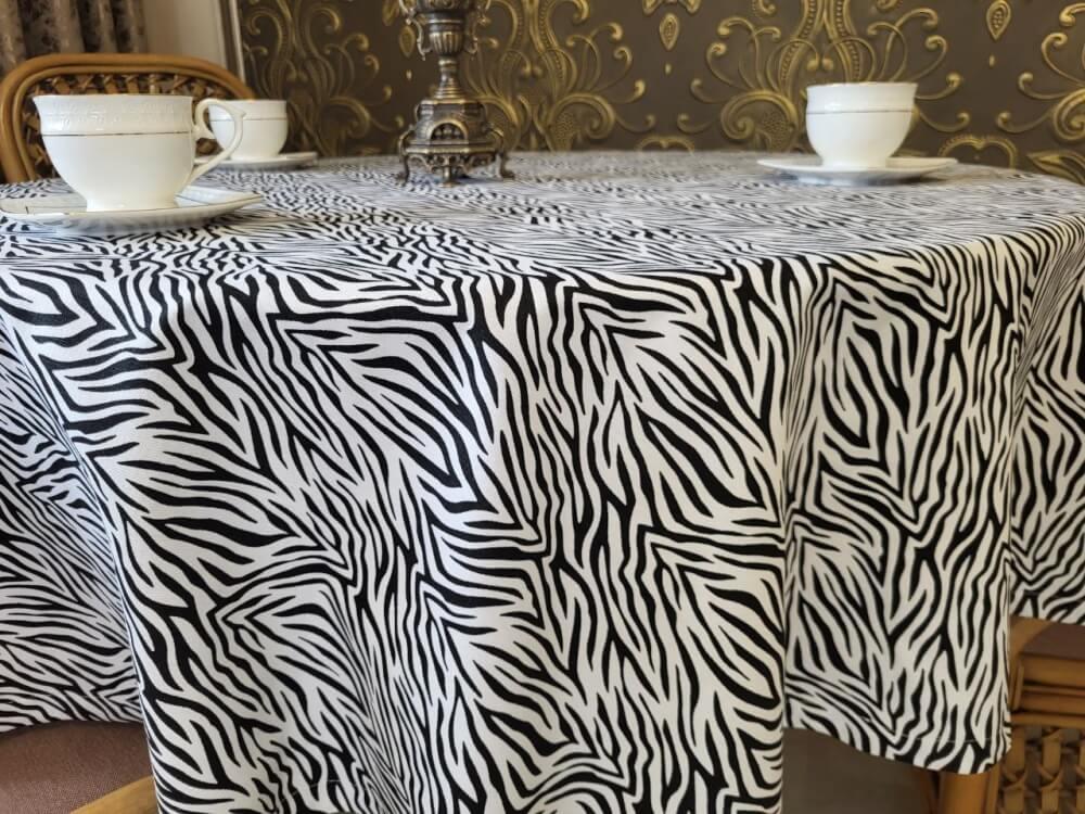тефлоновая водоотталкивающая скатерть на овальный стол зебра фото 1