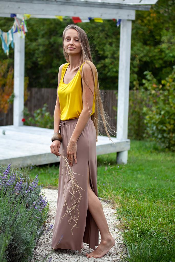Qi-SKIRT-MAXI