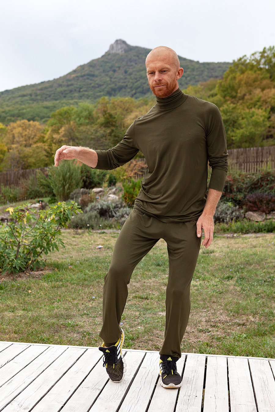 Qi-MEN-BOTTOM-JOGGERS