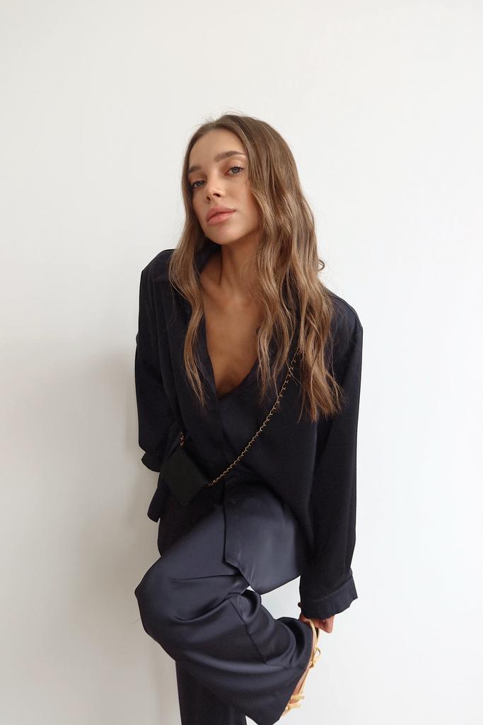 Сатиновий костюм темно-синій