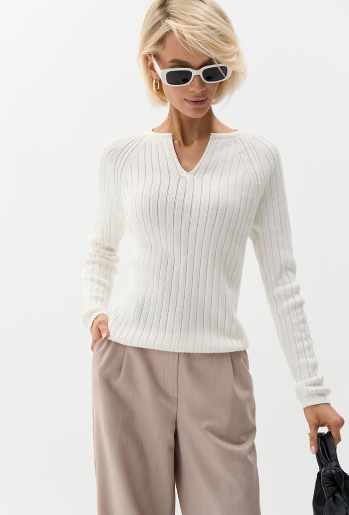 Джемпер молочний