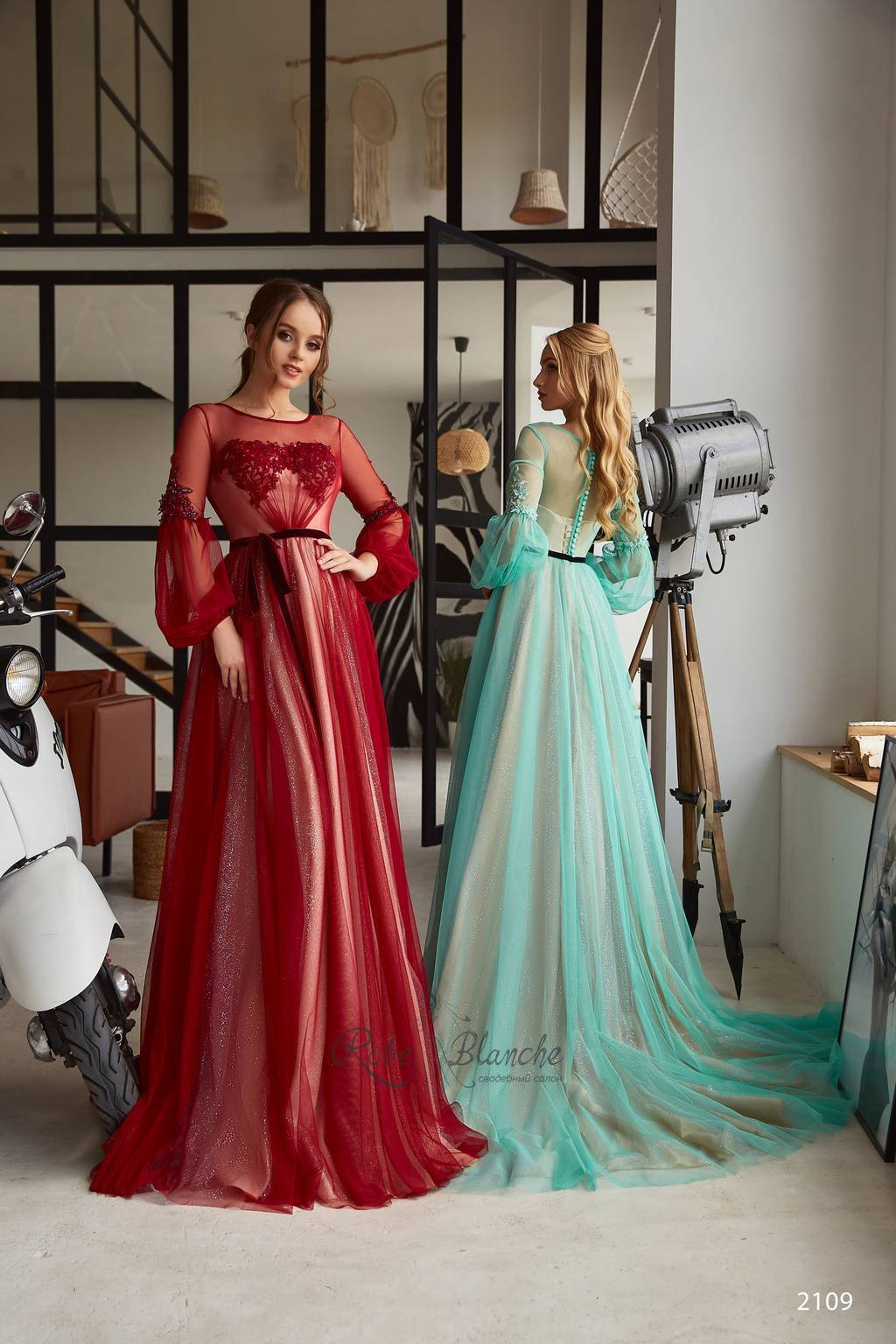 Вечернее платье 1574 в СПб: купить в свадебном салоне Robe Blanche