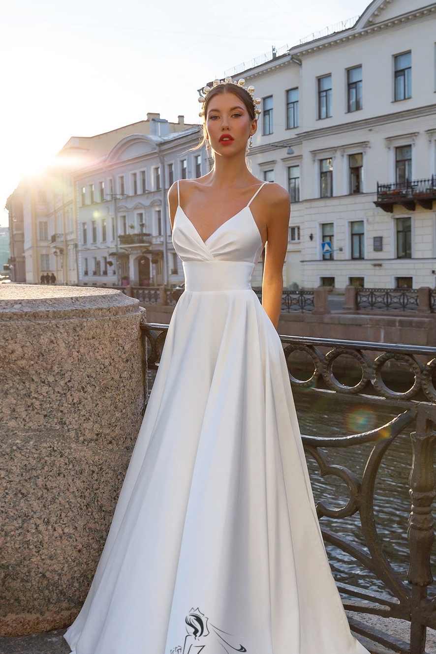 Свадебное платье Алина 01 в СПб - купить недорого в салоне Robe Blanche