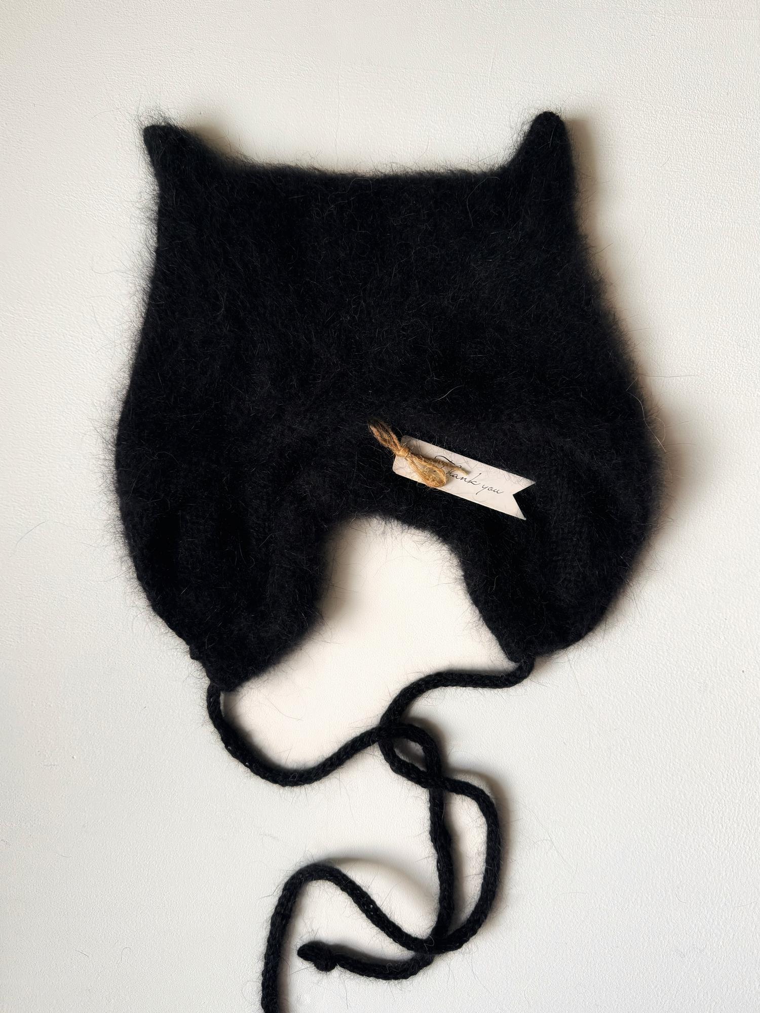 Hat Kitty with cord for kids