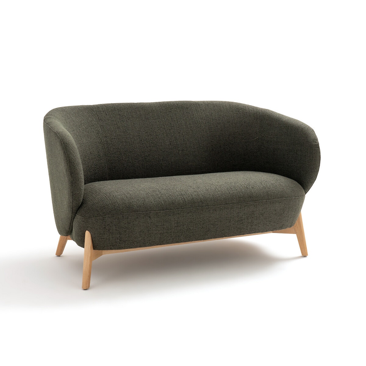 Диван в винтажном стиле