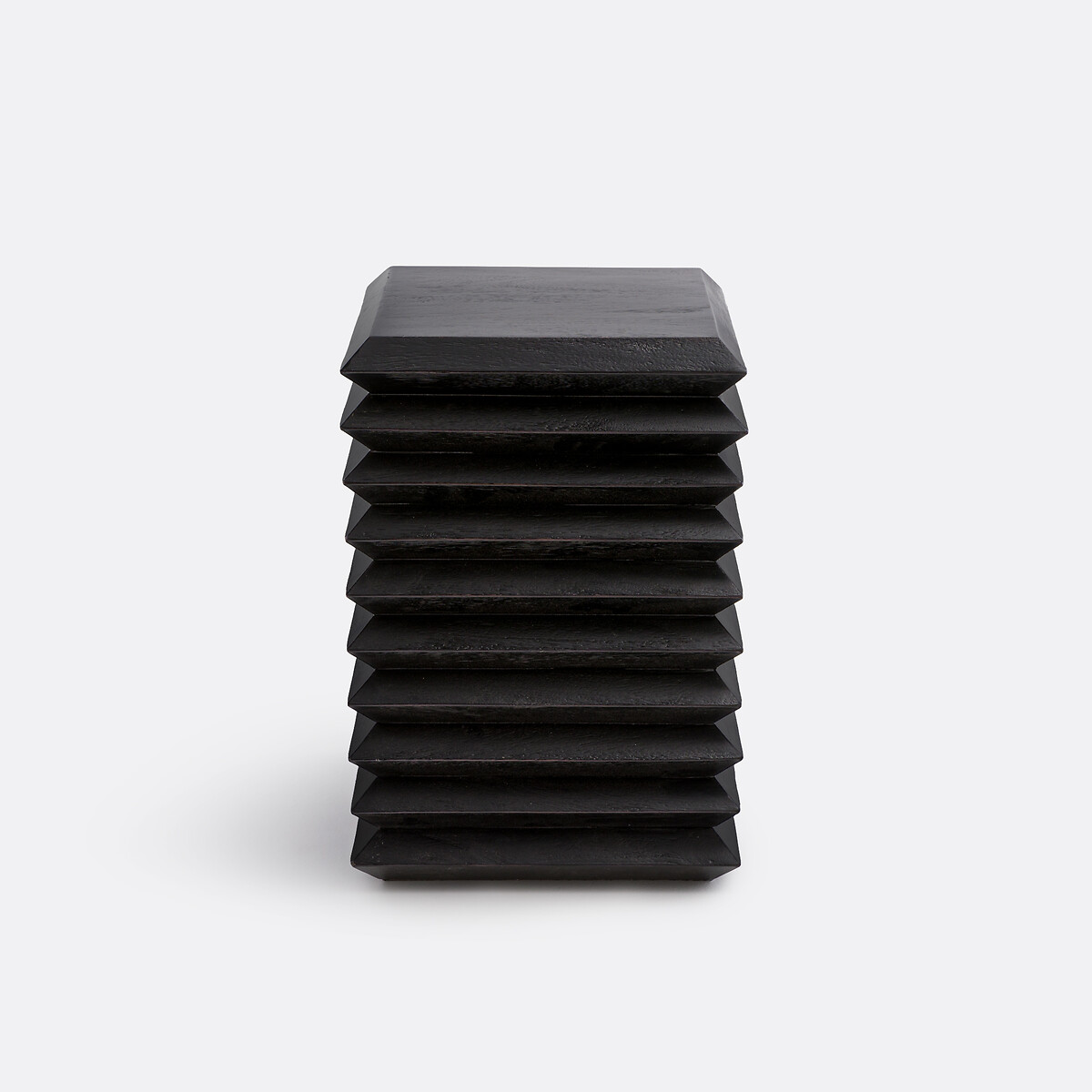 Кофейный столик из мангового дерева