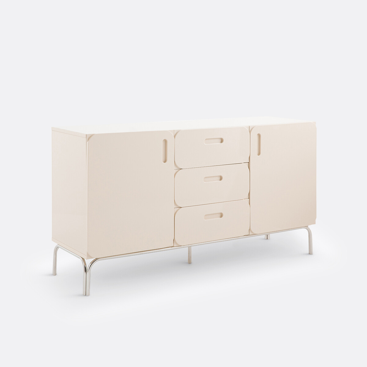 Буфет с двумя дверцами и тремя ящиками