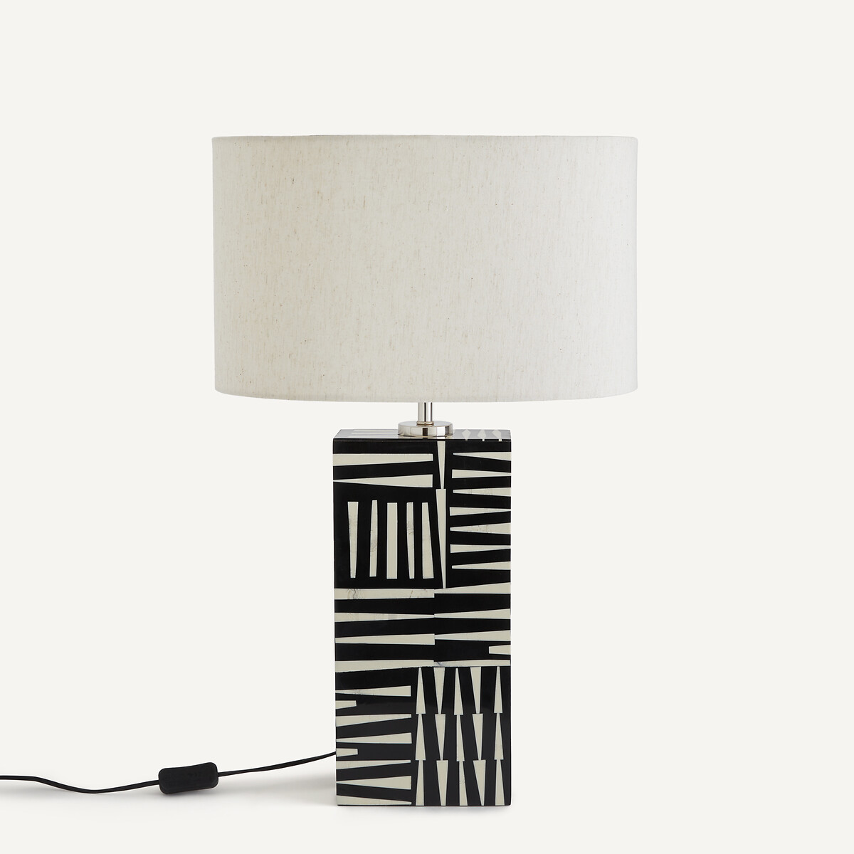 Лампа настольная из черно-белого пластика