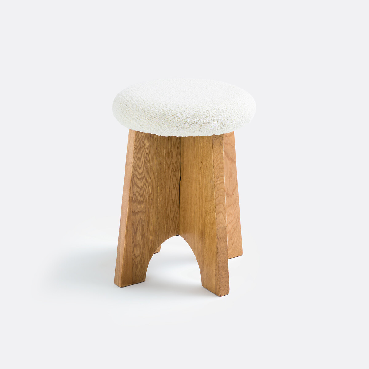 Табурет из массива дуба с мягким сиденьем