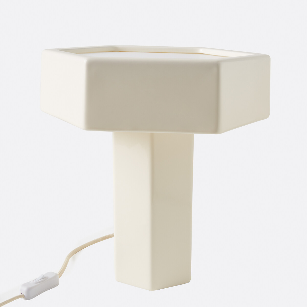 Настольная лампа из керамики