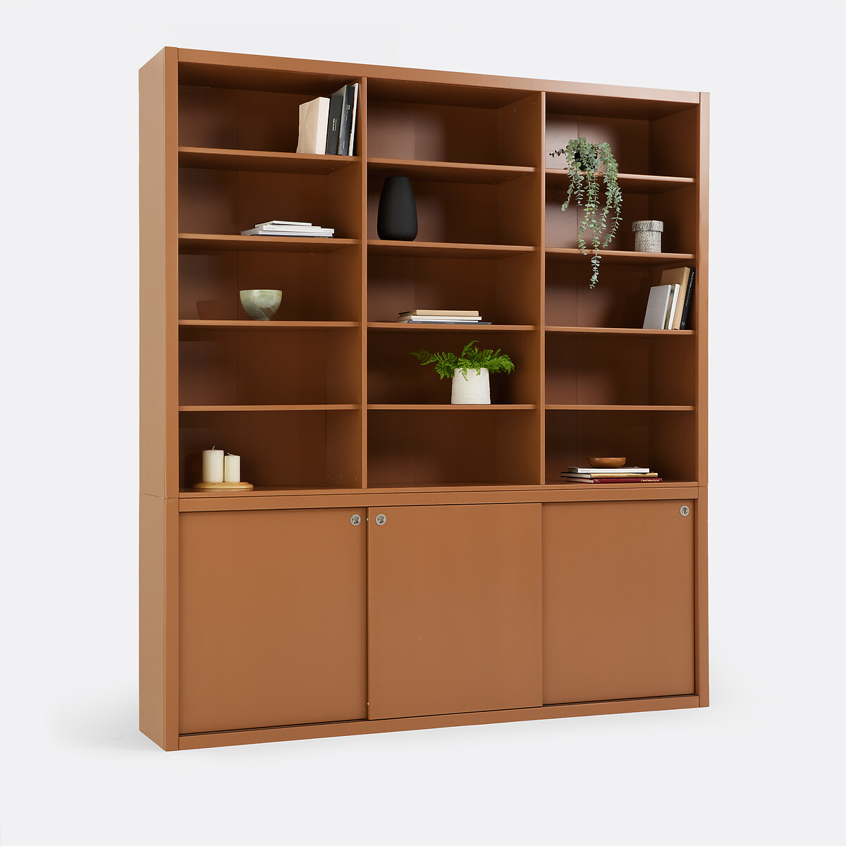 Книжный шкаф, покрытие - матовая краска, 15 ниш и 3 дверцы