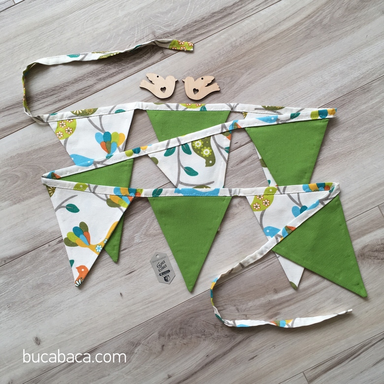 Флажки зеленые