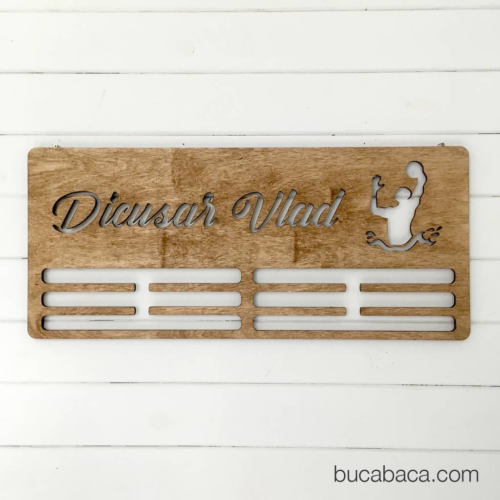 Медальница именная водное поло