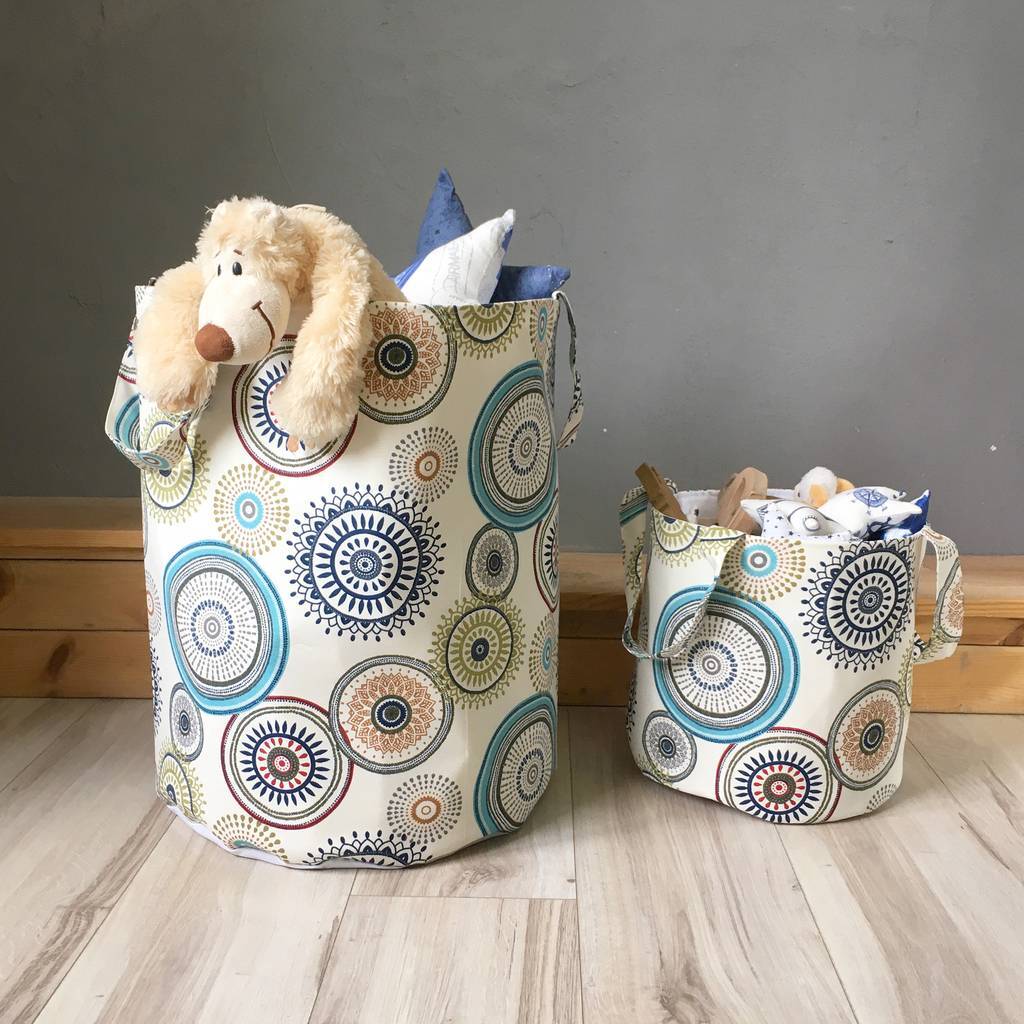 Корзина голубые круги