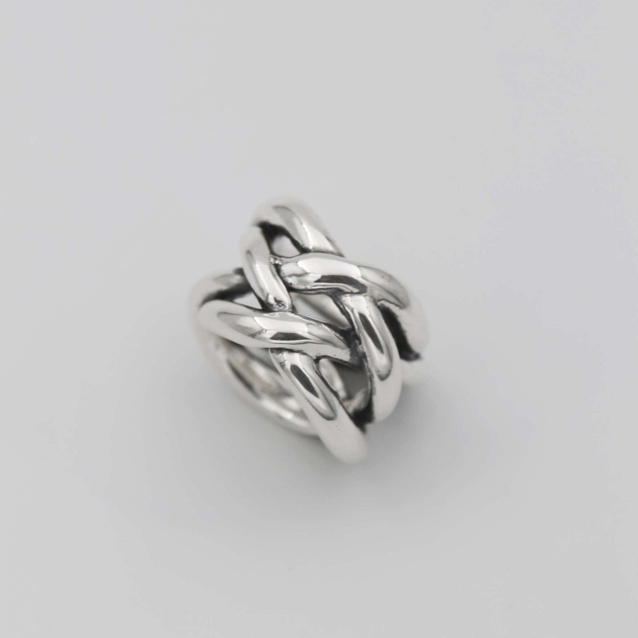 Серебряное кольцо 2P985