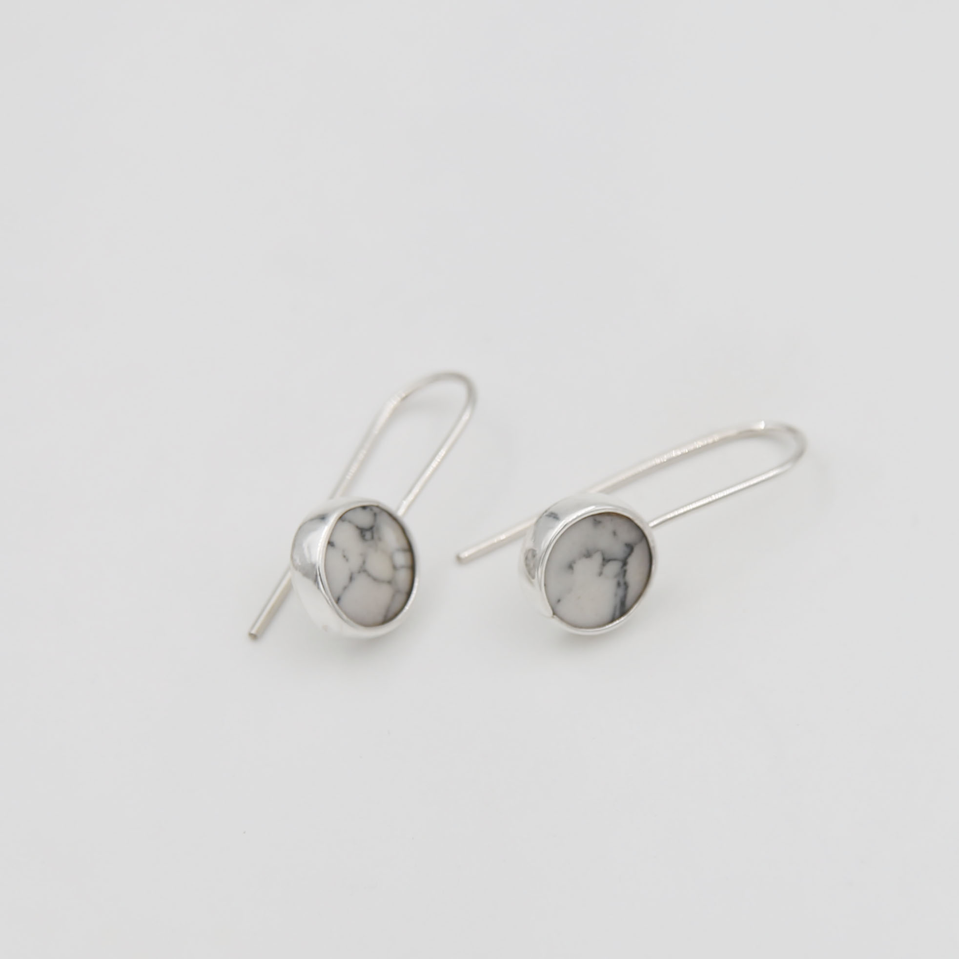 Серебряные серьги со вставкой из кахолонга 1P2430