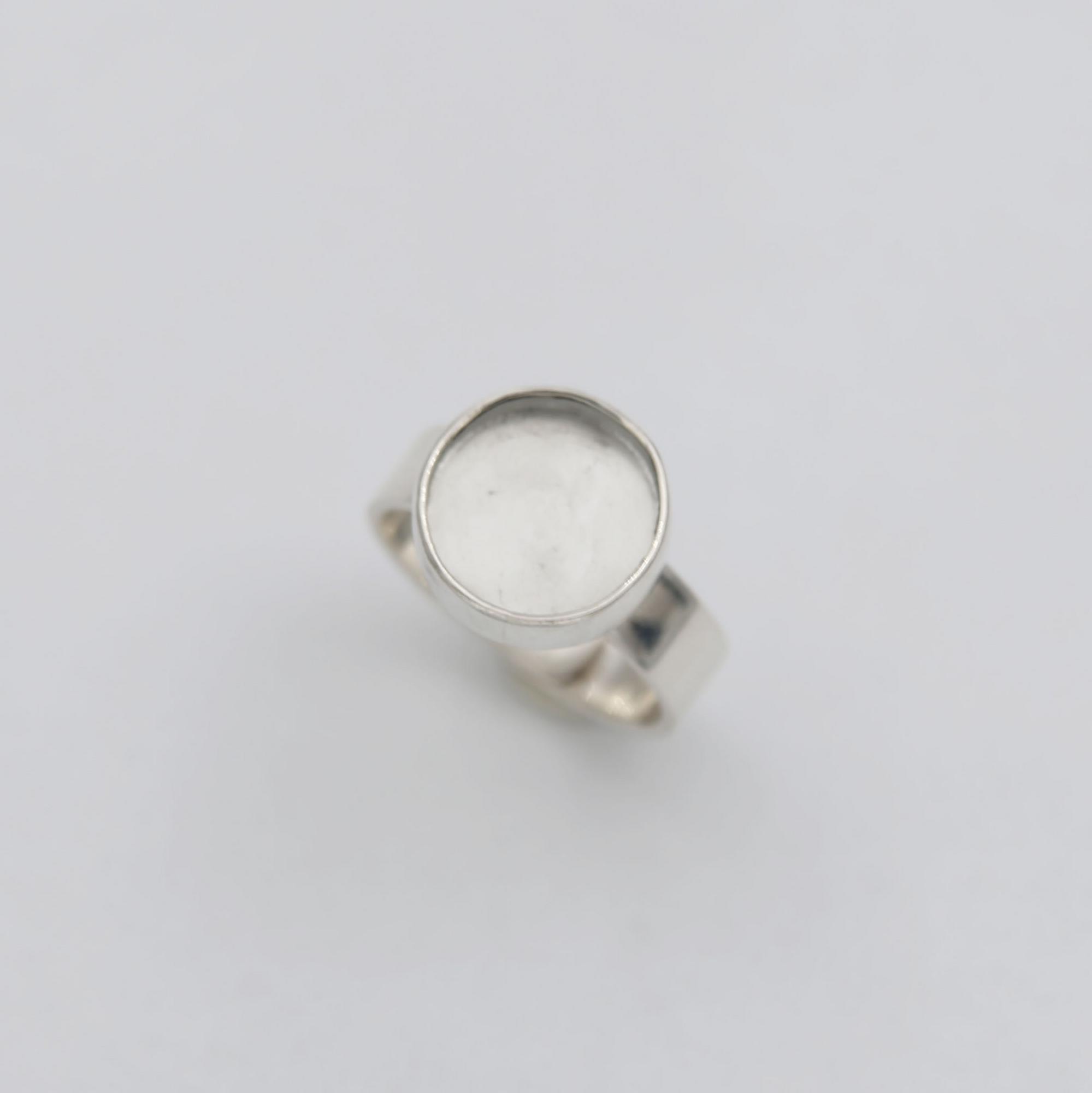 Серебряное кольцо со вставкой из горного хрусталя 2P1126