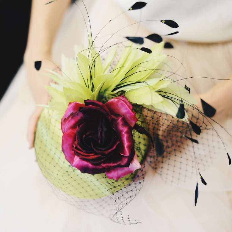 Шляпка для скачек Вендетта