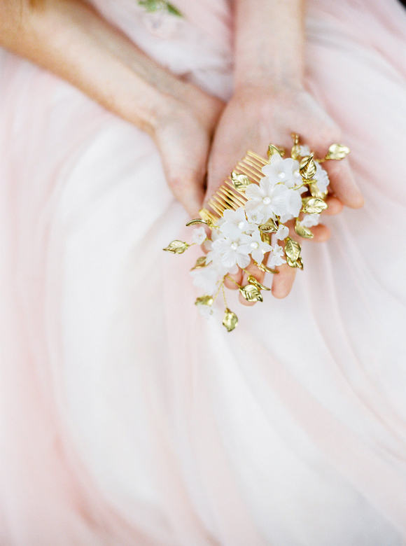 Нежный гребень Undine, коллекция Woodland