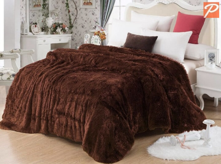 Плед-покрывало Травка коричневого цвета