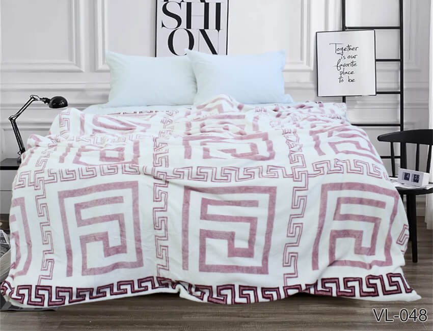 плед на кровать с рисунком лабиринт