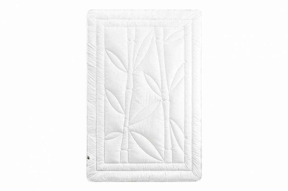 бамбуковое одеяло на кровать фото 1