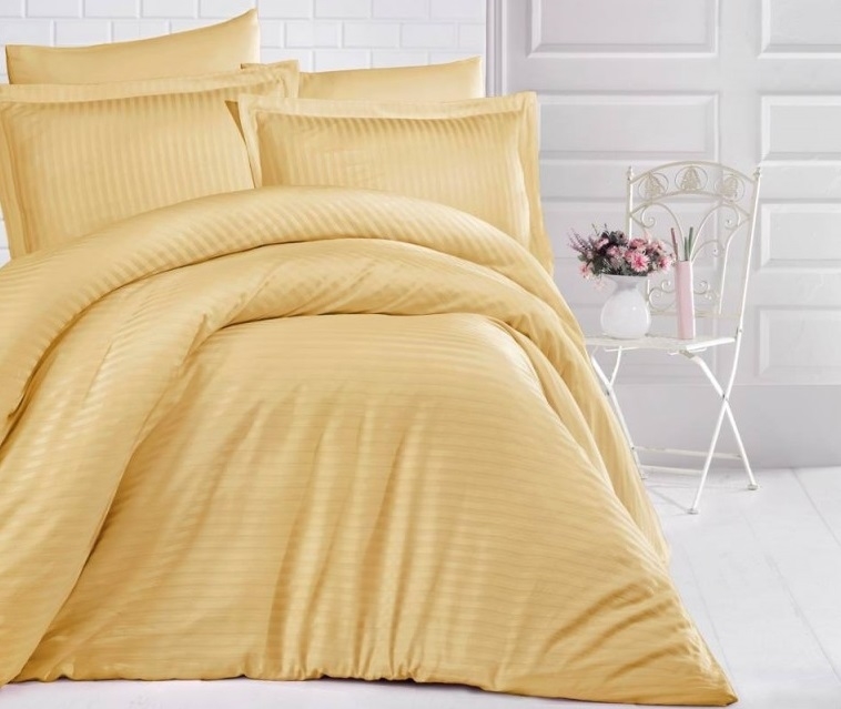 постельное белье страйп сатин золотого цвета gold фото 1