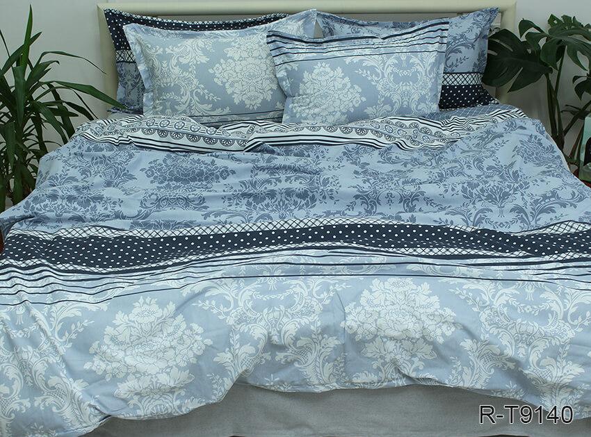 турецкое постельное белье синего цвета с вензелями фото 1