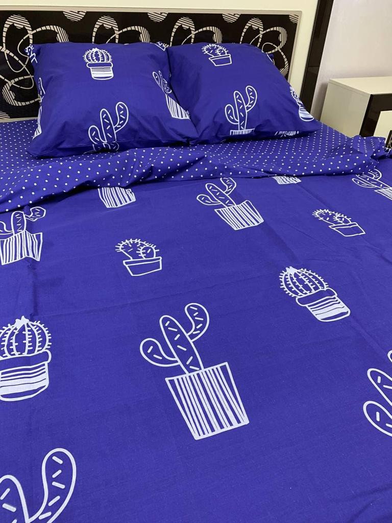 постельное белье кактусы на синем