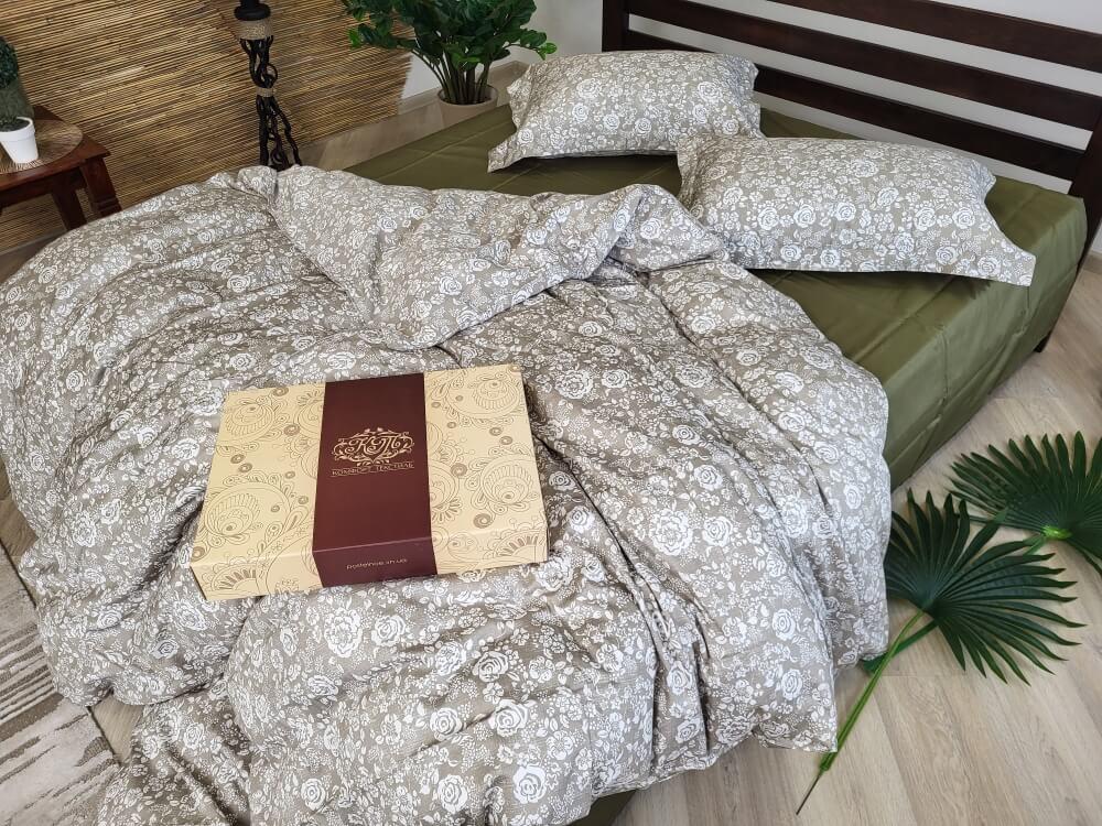 турецкое постельное белье сатин премиум с розами на бежевом фоне фото 1