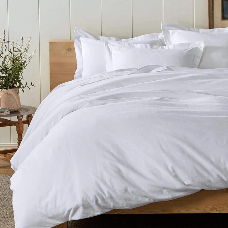 однотонное турецкое постельное белье ранфорс белого цвета