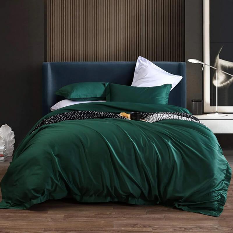 однотонное турецкое постельное белье сатин изумрудного цвета фото 1