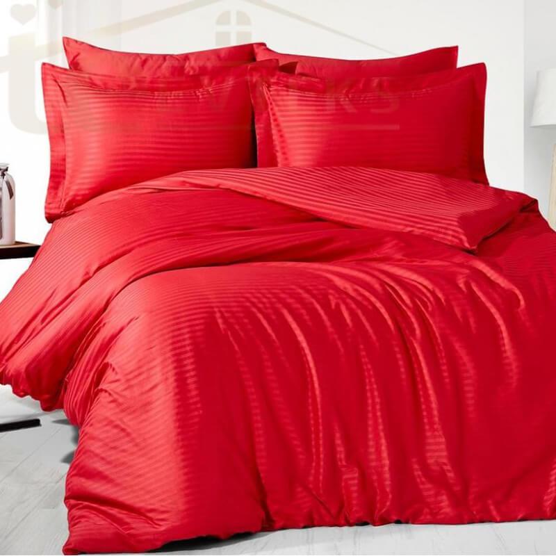 постельное белье страйп сатин красного цвета