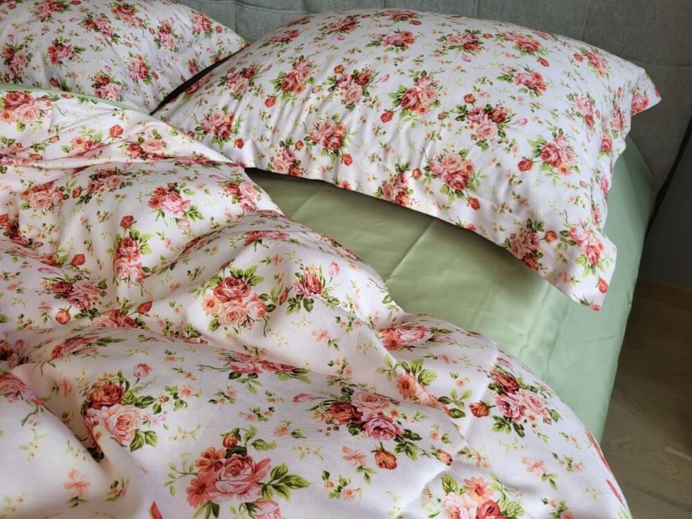 постельное белье сатин премиум с розами фото 1