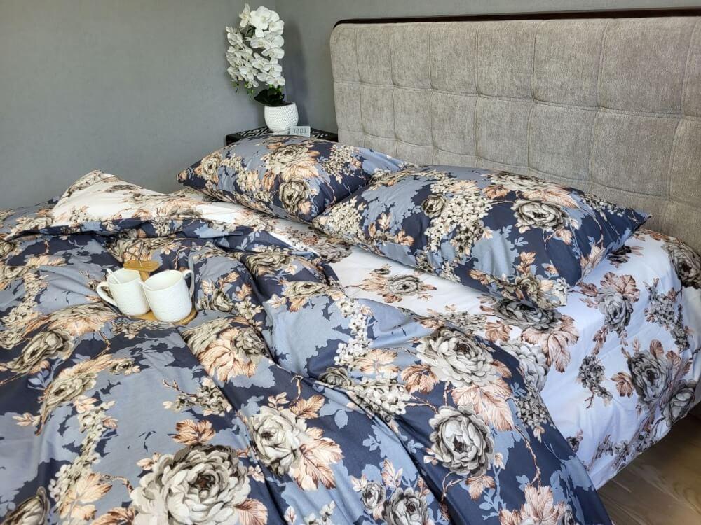 темно-синее постельное бельес цветами из турецкого коттона фото 1