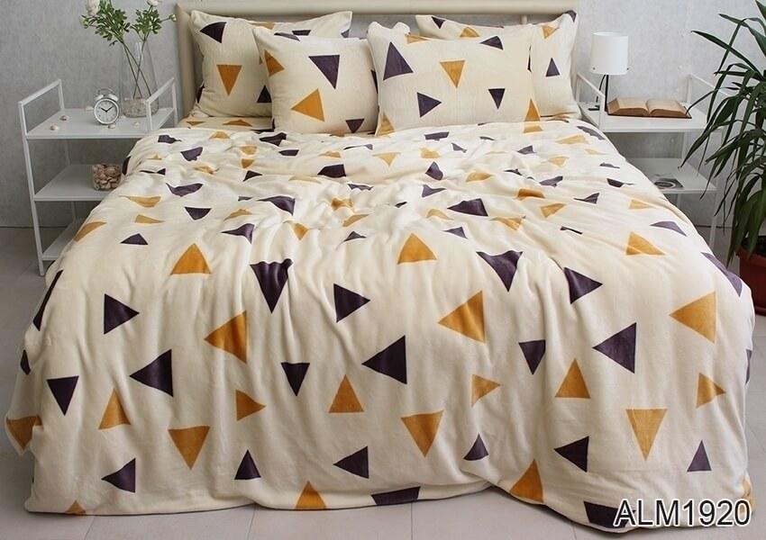 велюровое постельное белье с треугольниками фото 1