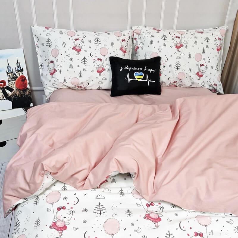 детское постельное белье пудрового цвета с мишкой и воздушным шариком фото 1