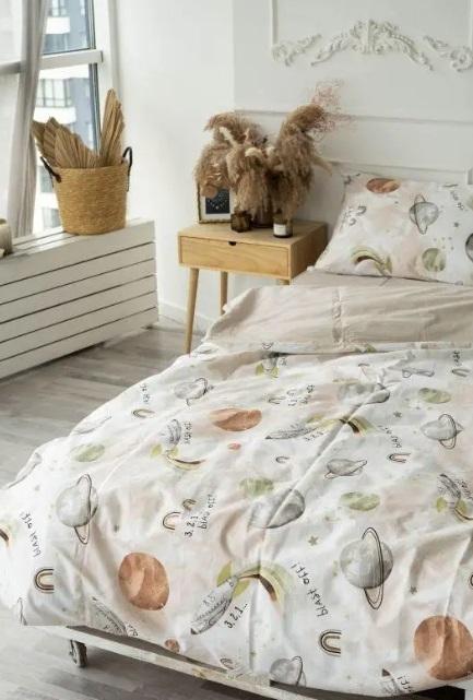 постельное белье ранфорс люкс бежевого цвета с космическим рисунком  и планетами фото 1