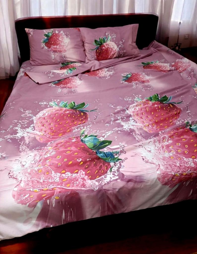 постельное белье сатин с клубникой