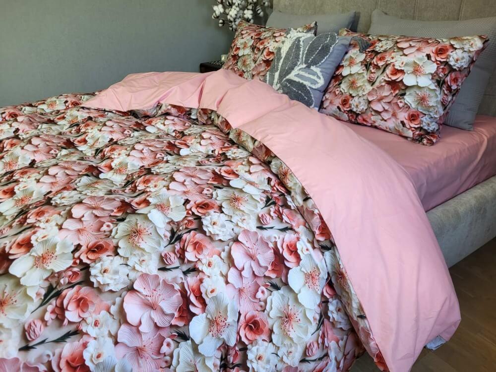 постельное белье 5Д с цифровой печатью розового цвета с розовыми и белыми цветами фото 1