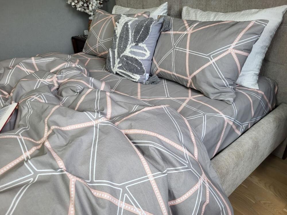 плотное постельное белье бязь премиум серого цвета с абстрактным геометрическим рисунком фото 1