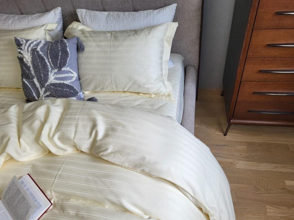 постельное белье мульти страйп сатин кремового цвета фото 1